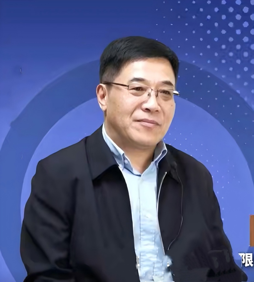 ���վ�  ���᳤